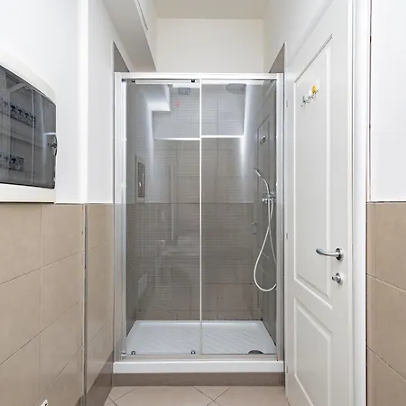 Flo House 28 ברגמו