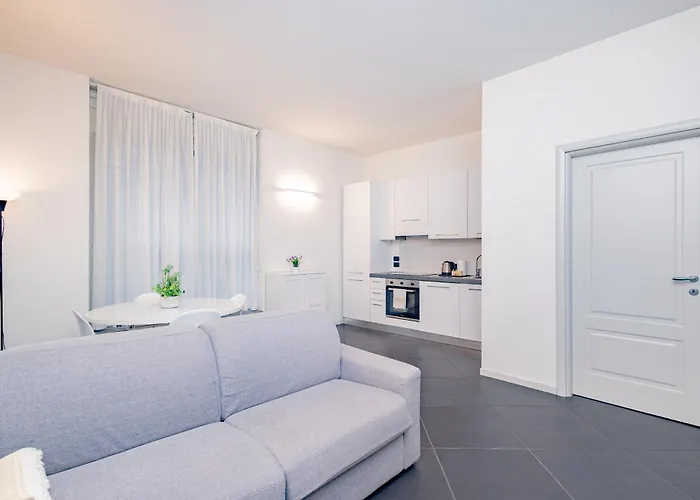 Flo House 28 Бергамо